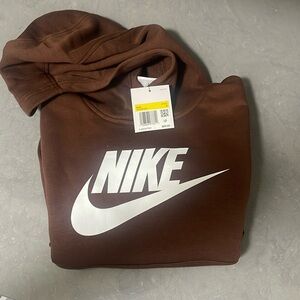 NWT Kid’s Nike Sweatshirt in mocha